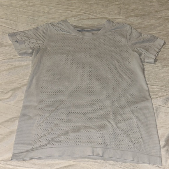 Lululemon Swiftly Breathe White Short Sleeve - Picture 3 of 16
